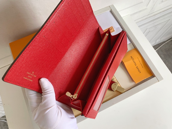 LVコピーウォレット角部分ディテール